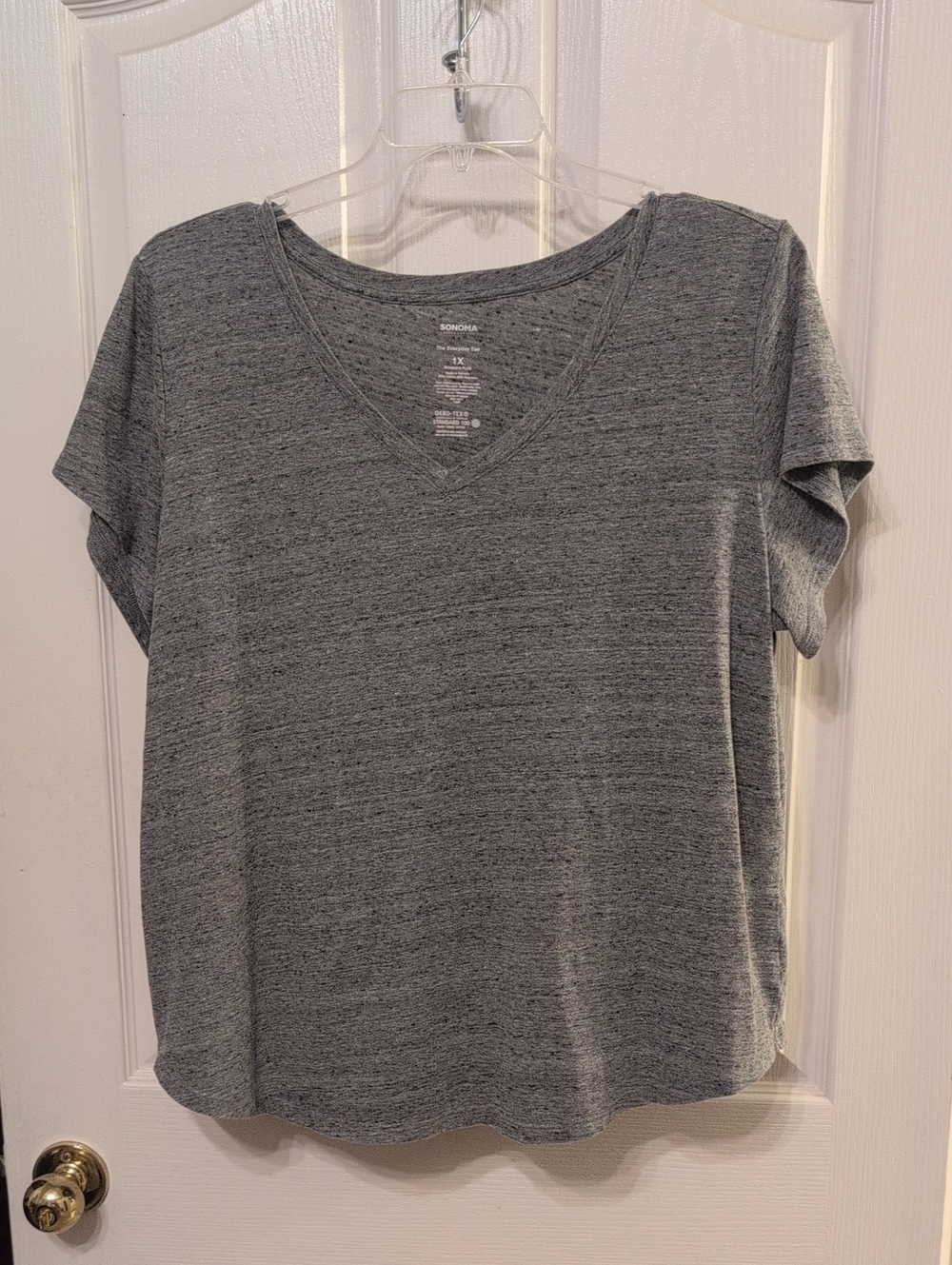 Sonoma Heather Gray V-Neck Short Sleeve Tee